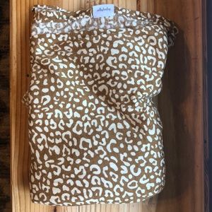 Solly Baby wrap in discontinued print. Never used. Animal print. Leopard print.